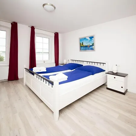 Appartement Apartment-13